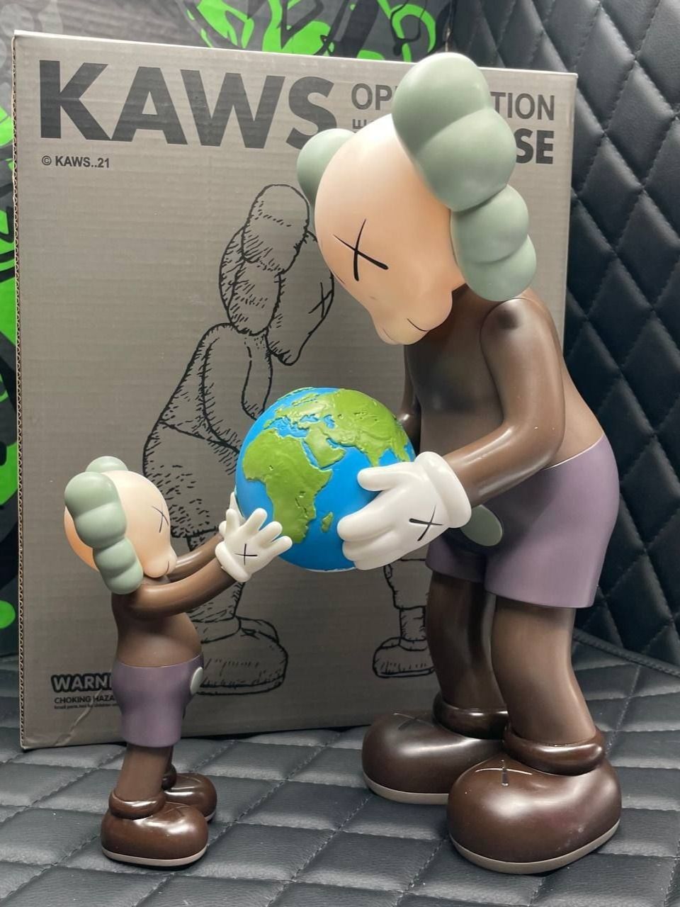 Игрушка фигурка Kaws 35см The Promise купить на OZON по низкой