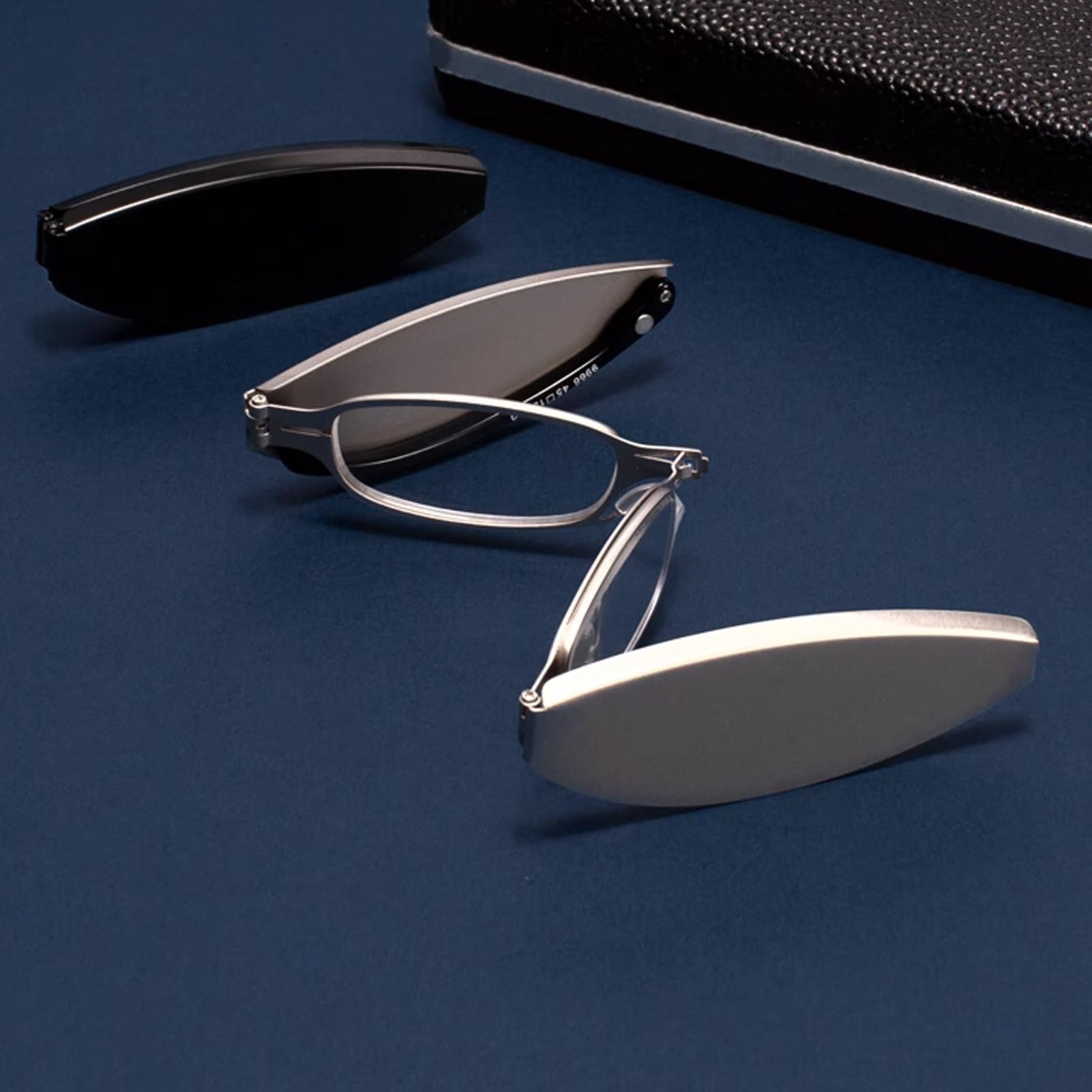 Складныеувеличительныеочкидлячтения/защитаотсинегосвета/диоптрииот+1,0до+4,0,металлическаяоправа