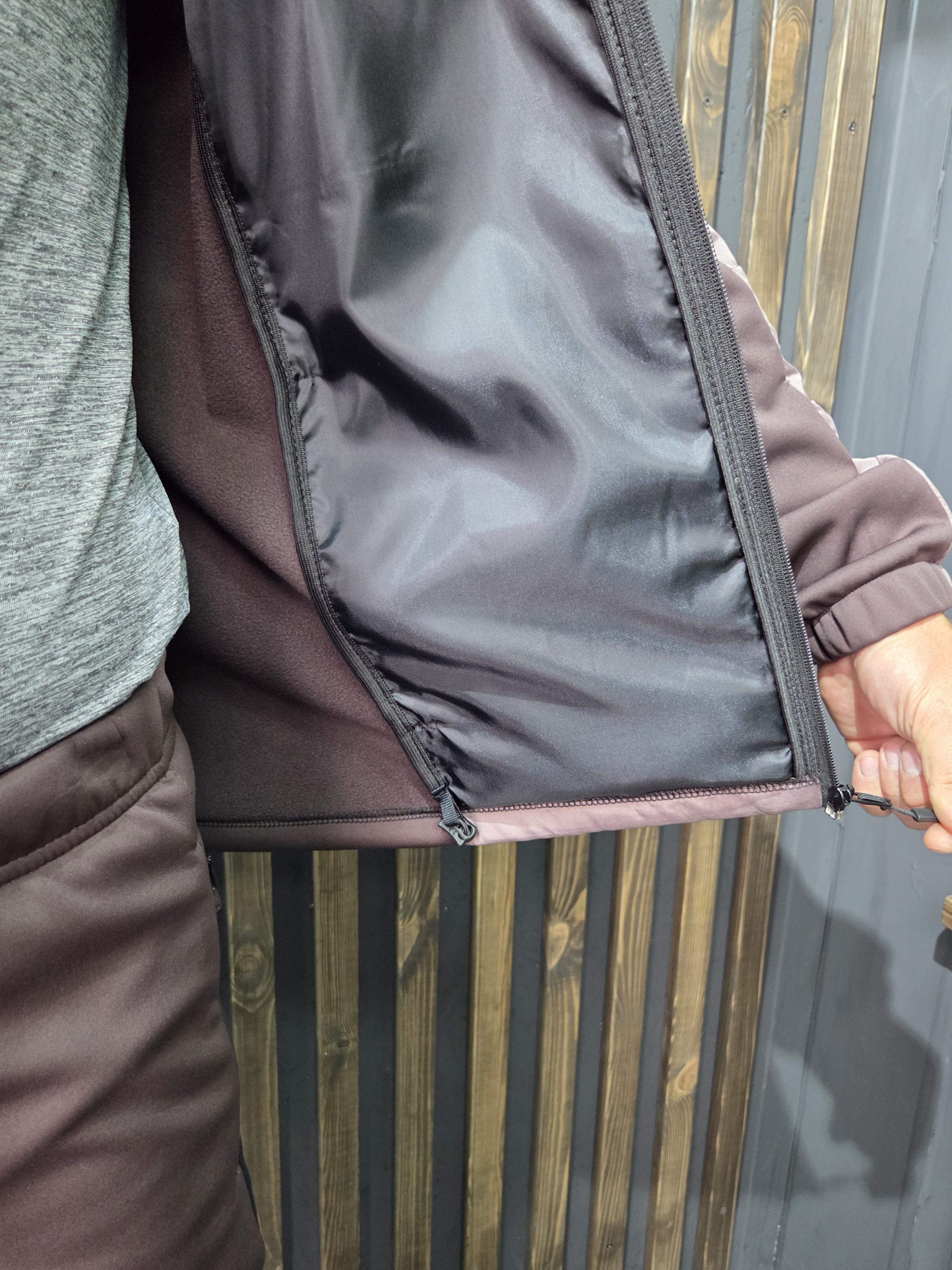 Куртка спортивная SWIKKI