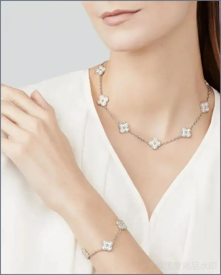 Van Cleef & Arpels Колье #1