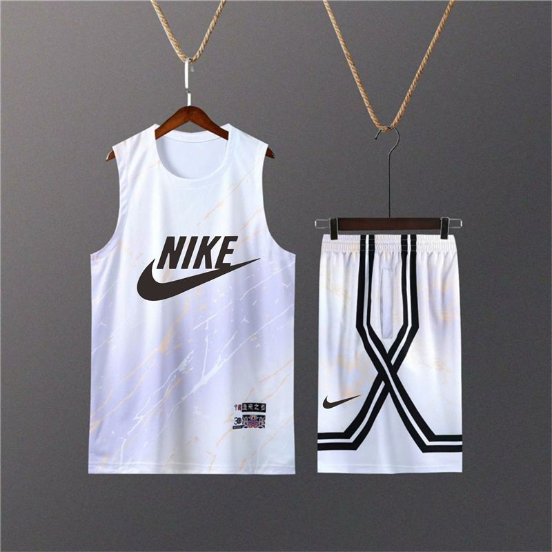 Костюм спортивный Nike #1