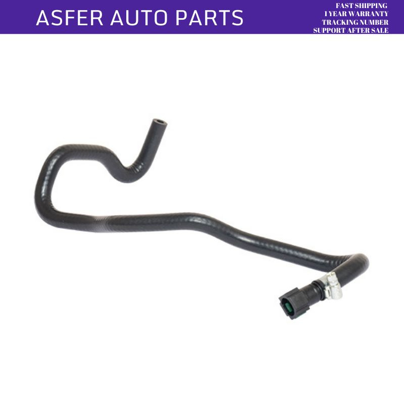 Qora erkak uchlikdagi bitta ayolni sikadi