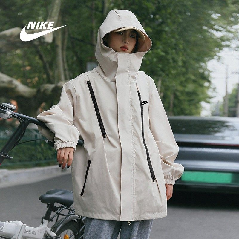 Плащ Nike #1