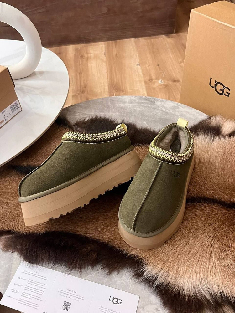 Угги UGG Classic Mini Ugg Rubber Logo #1