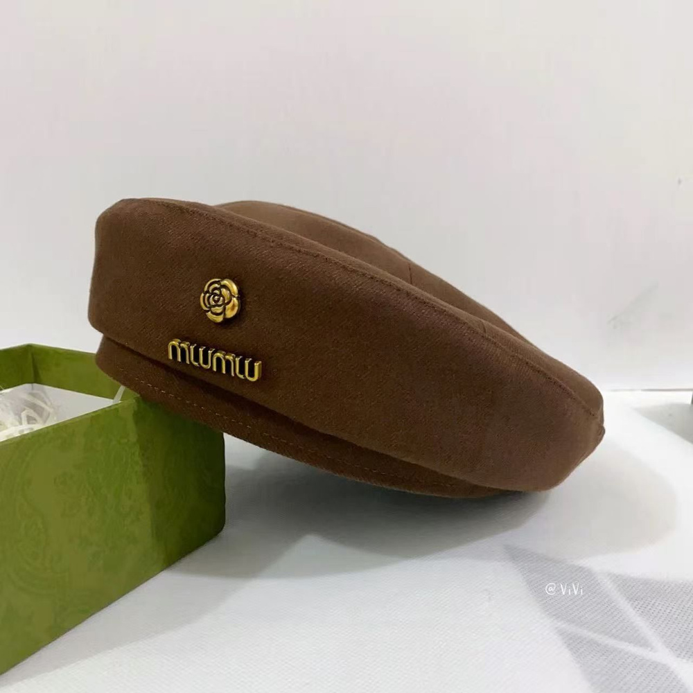 Шапка Miu Miu #1