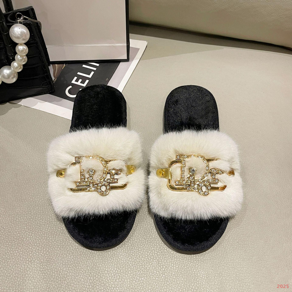 Тапочки Dior #1