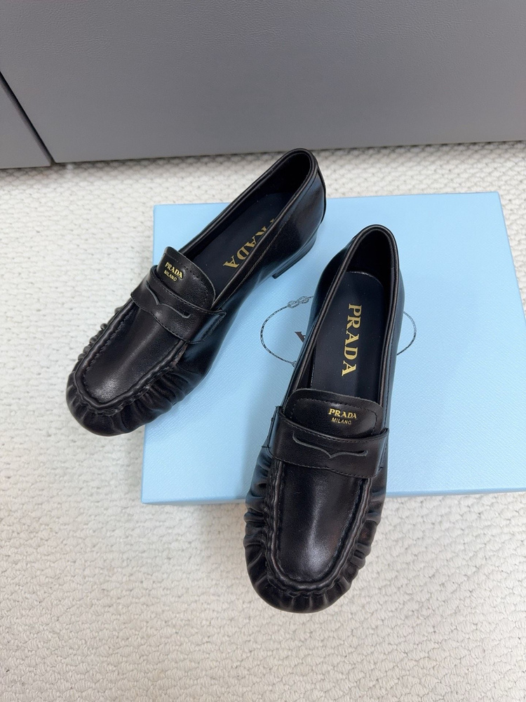 Лоферы Prada #1