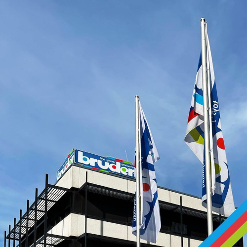 Полицейлер жезөкшелерді блять