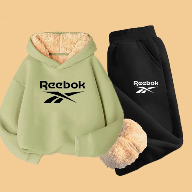 Костюм спортивный Reebok #1