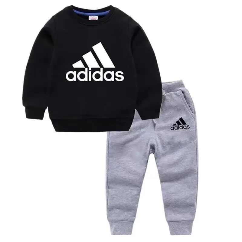 Костюм спортивный adidas #1