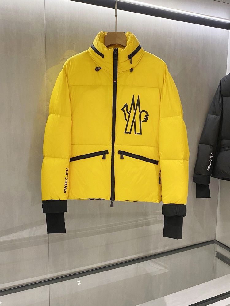 Пуховик MONCLER #1