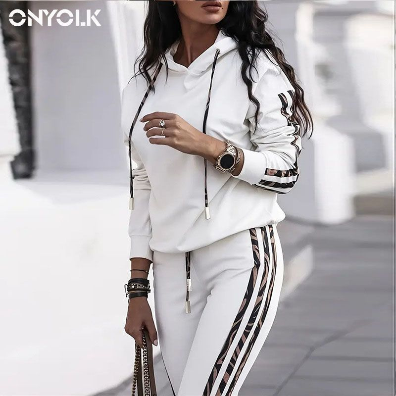 Комплект одежды ONYOLK #1