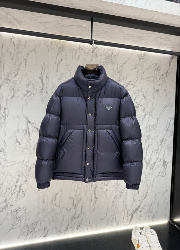 Пуховик Prada #1