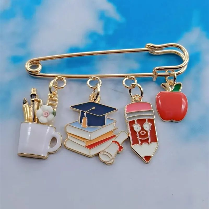 Брошь #1