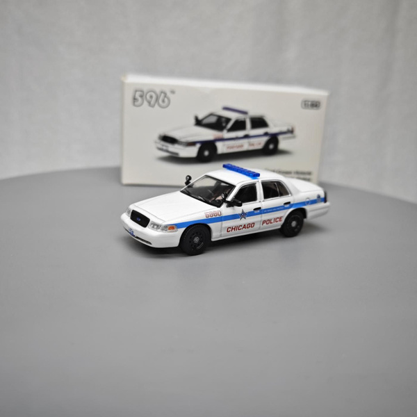 Ford LTD Crown Victoria 1983 Police Terminator 2 (1991) zelené disky 1