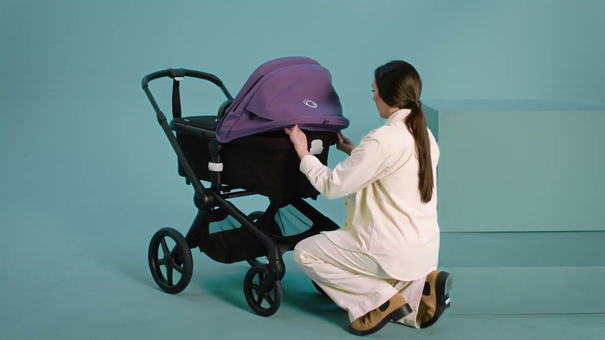 Детская коляска 2 в 1 Bugaboo Fox5 - самая удобная и маневренная вездеходная коляска. Bugaboo Fox 5 обеспечивает наилучшую езду по любой местности, складывается одной рукой и обеспечивает превосходный комфорт для вашего ребенка.