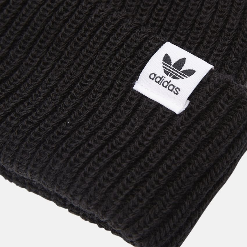 adidas оригинал