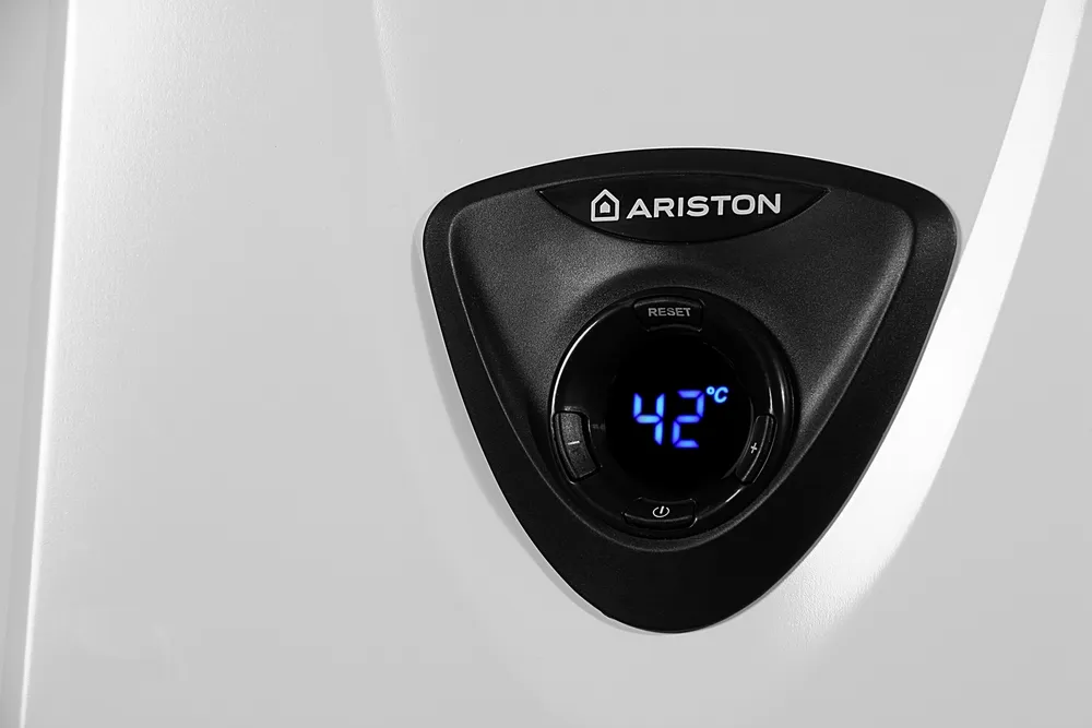 Ariston Водонагреватель проточный газовый FAST EVO 14 С, производительность ГВС 14 л/мин, открытая камера сгорания, термостатическая модуляция,  электронный розжиг, электронное управление, стальной корпус, кабель питания с вилкой, компактные размеры, 3632129, 14 л, фото 4