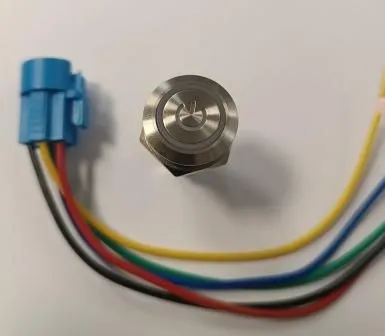 Антивандальная кнопка с БЕЛОЙ подсветкой и фиксацией (D 19мм, напряжение 12-24V) + разъём с проводам