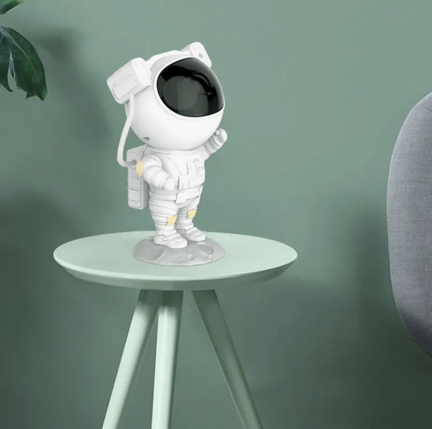 Ночник космонавт Ozon
