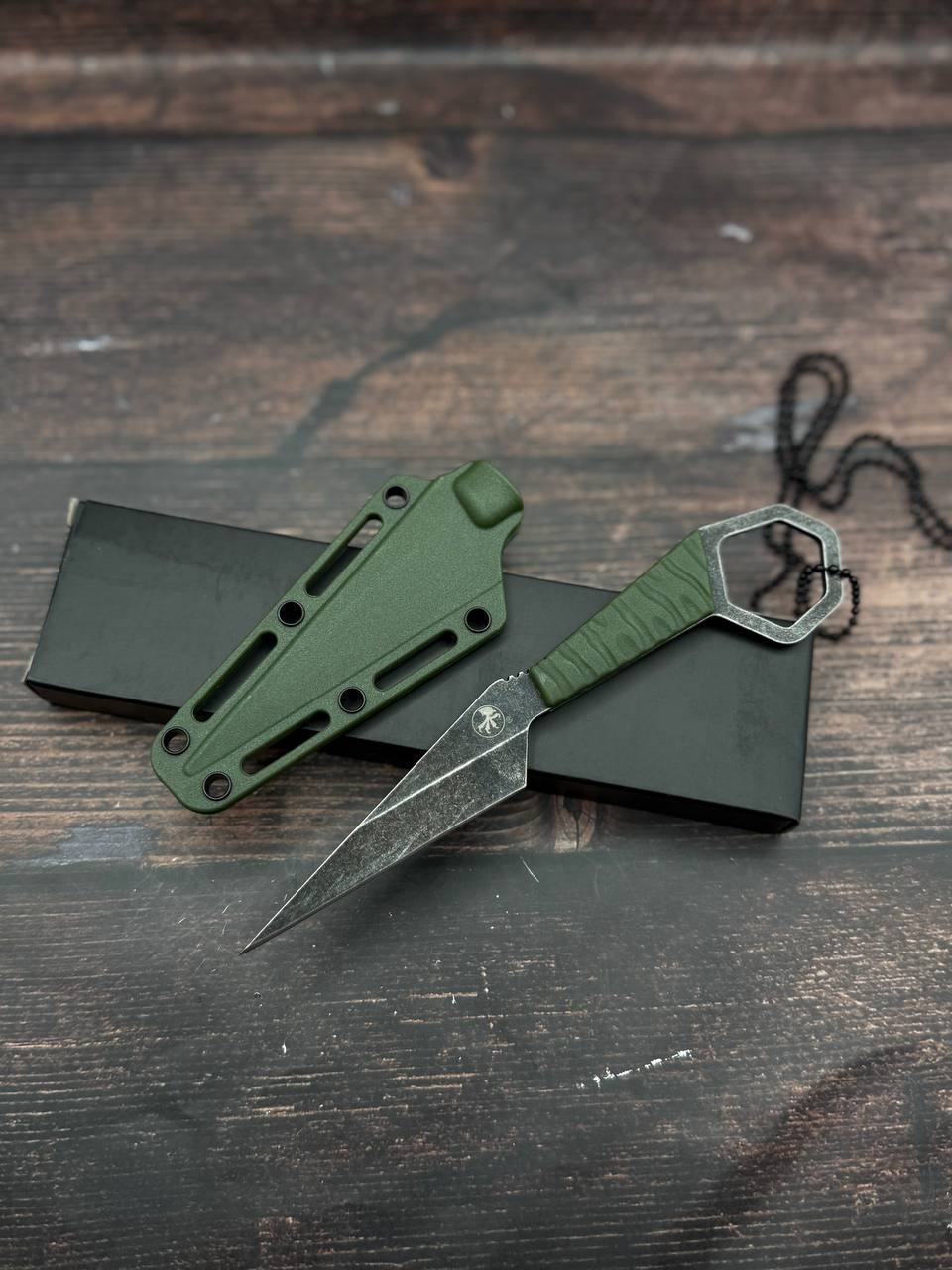 ТактическийшейныйножEDCMicrotech