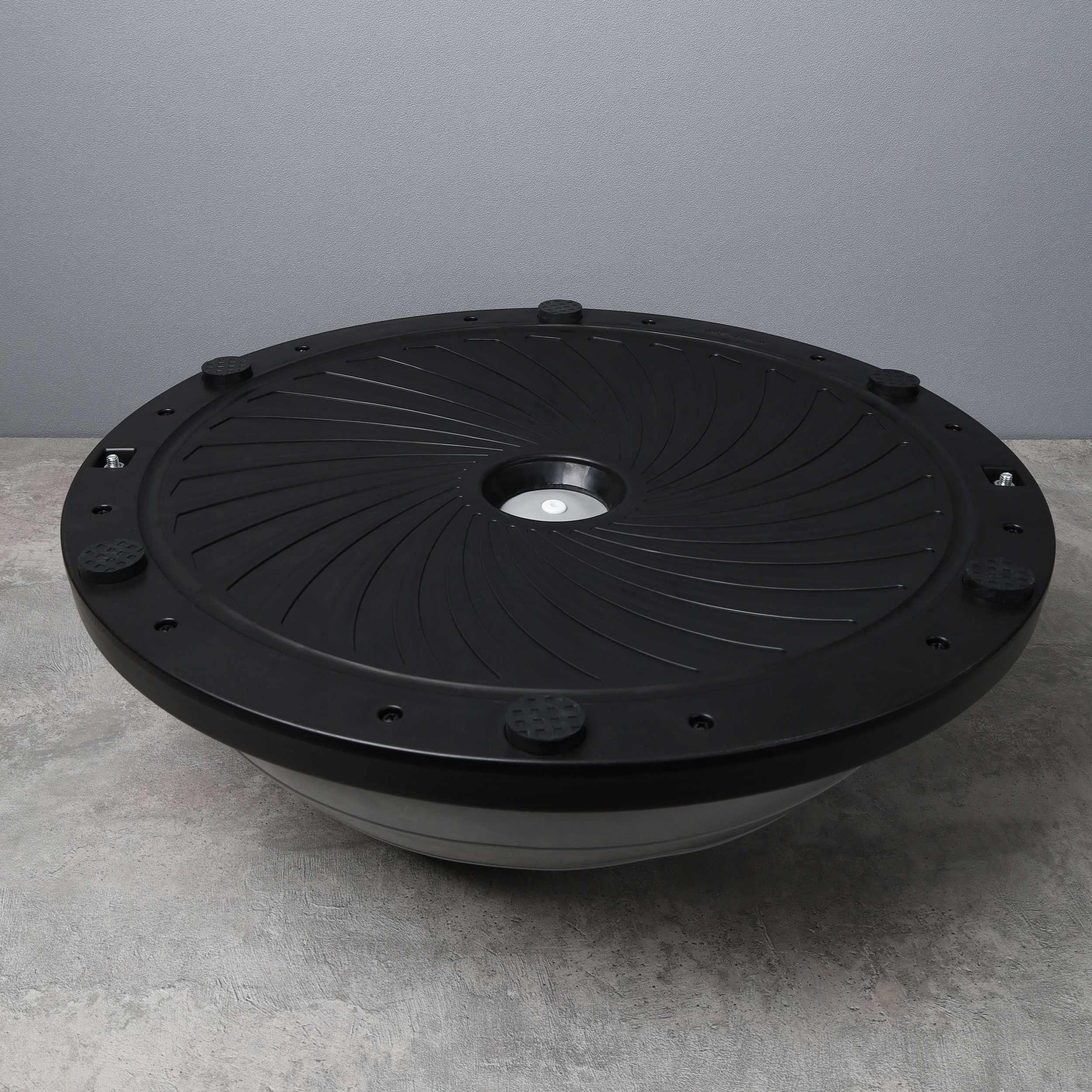Полусфера балансировочная BOSU 46 см Woohooo Drops в комплекте с эспандером и насосом, серая Полусфера балансировочная BOSU 46 см Woohooo Drops в комплекте с эспандером и насосом, серая