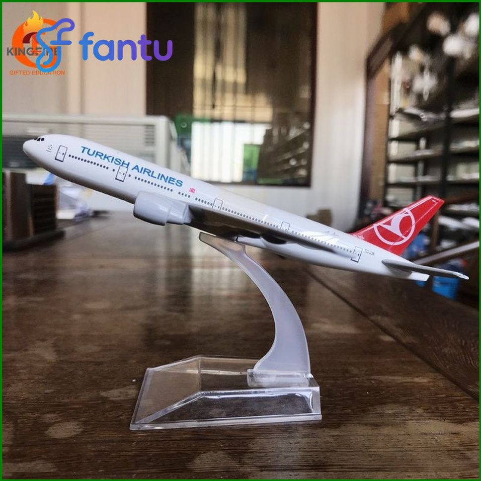 Металлическая модель B777 от Turkish Airlines, качественный Boeing 777 в коллекцию #1
