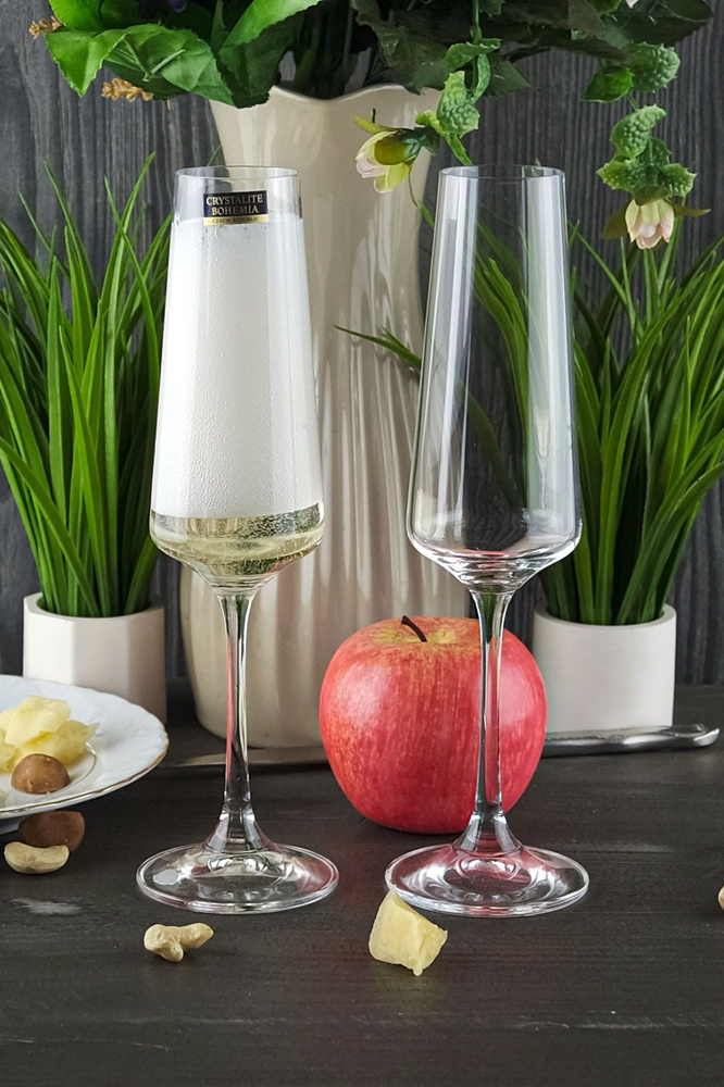 Набор бокалов для шампанского Crystalite Bohemia Corvus/naomi 160 мл 2 шт.  #1