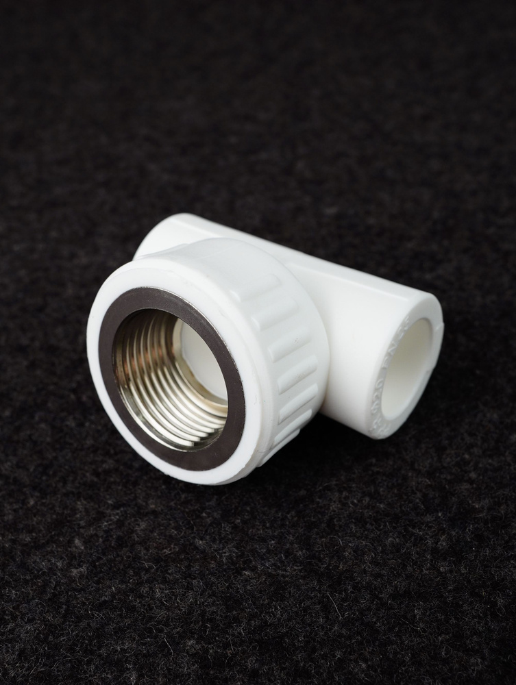 Тройник полипропиленовый 20х3/4 комбинированный, внутренняя резьба PPRC ...