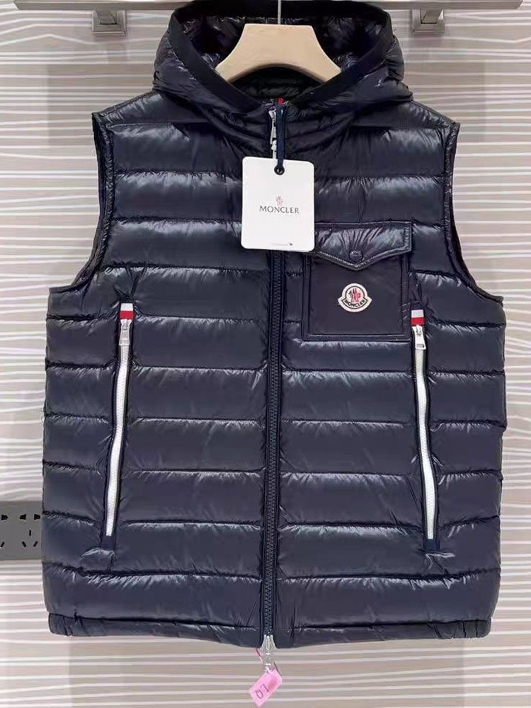 Жилет MONCLER #1