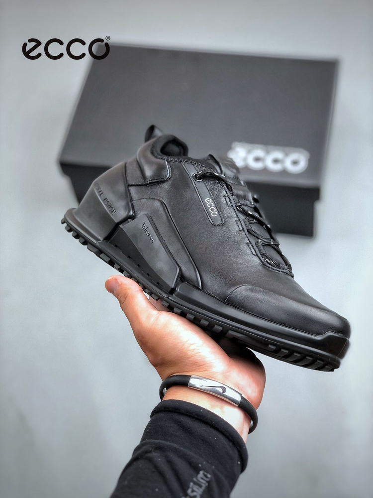 Кроссовки ECCO URBAN HIKER #1