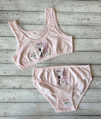 Әйелдерді проктологтың қарауы (эротикалық бейне)