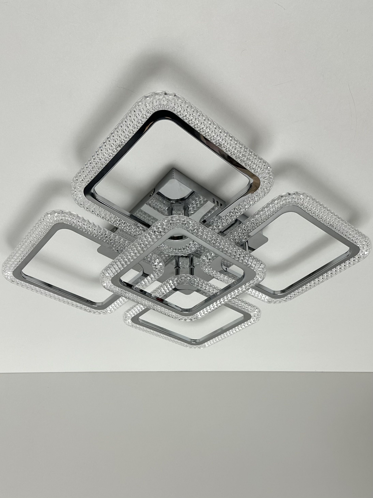 Люстра потолочная в цвете хром с пультом для всех видов потолков, 130 ...