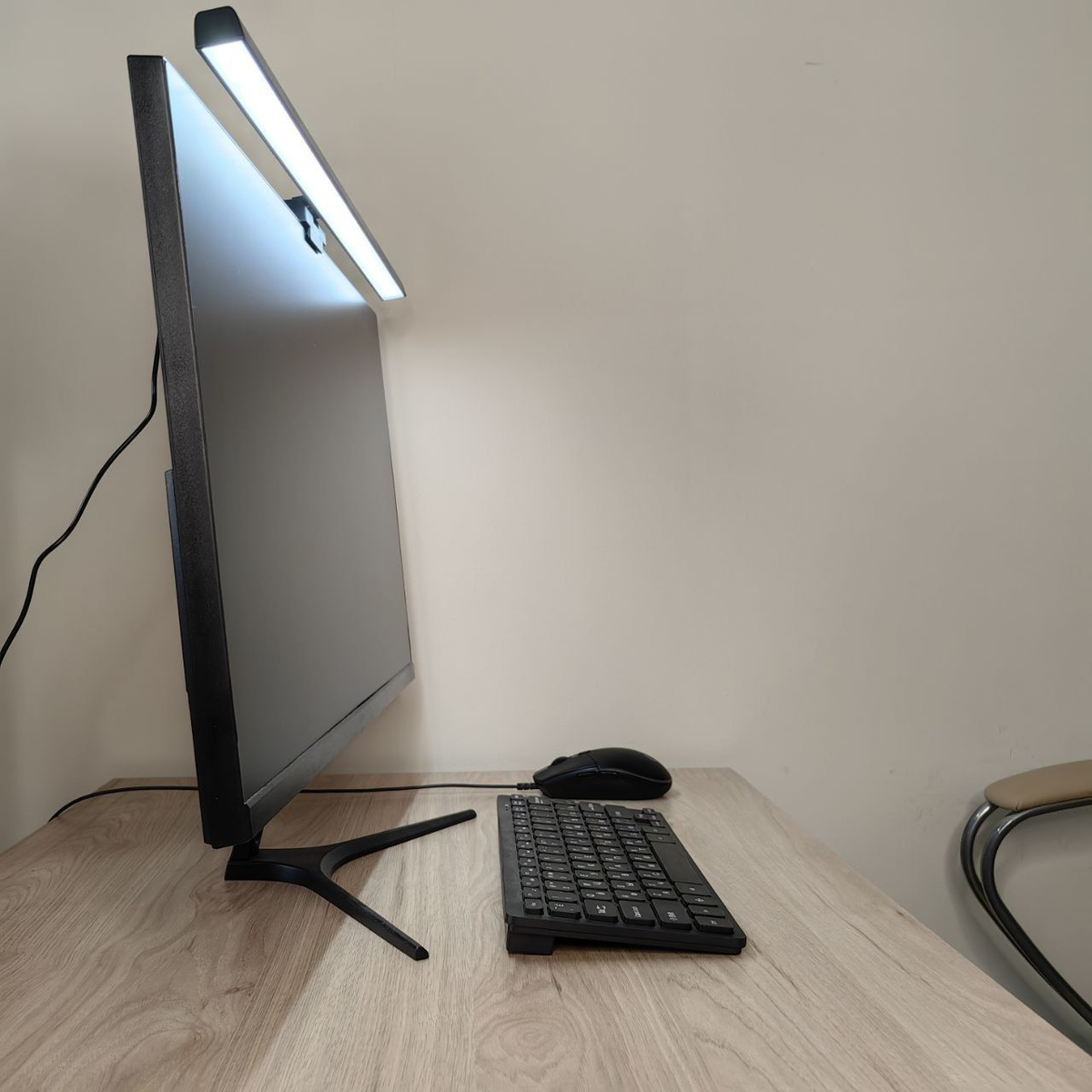 Лампа на монитор USB - Светильник LED с креплением на монитор, черный ...