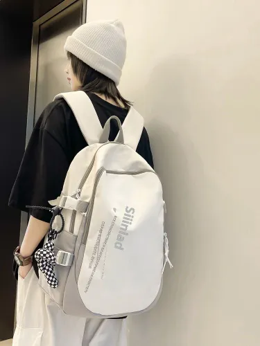 Рюкзак школьный унисекс, серый с брелком, нейлоновый, для ноутбука до 15 дюймов