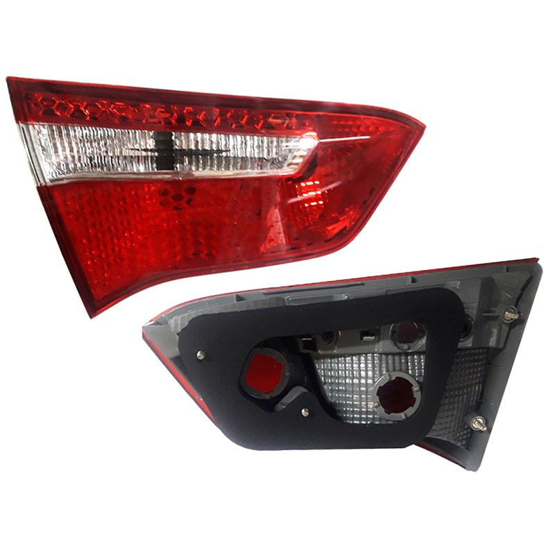 Фонарь в крышку багажника Kia Rio 11-15 (Слева/ 4D SED)