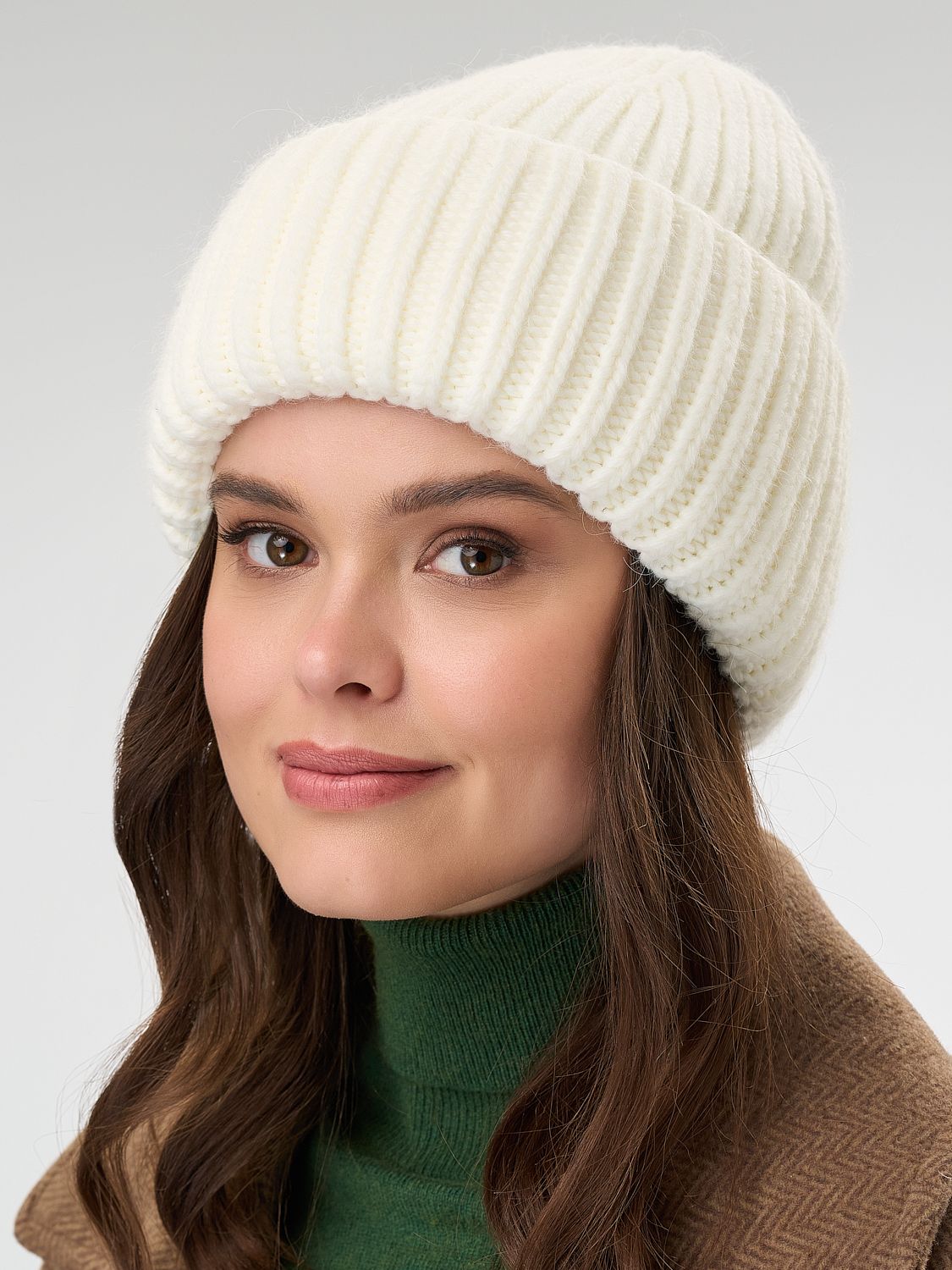 ШапкабиниFARGOМолочныйцветзима