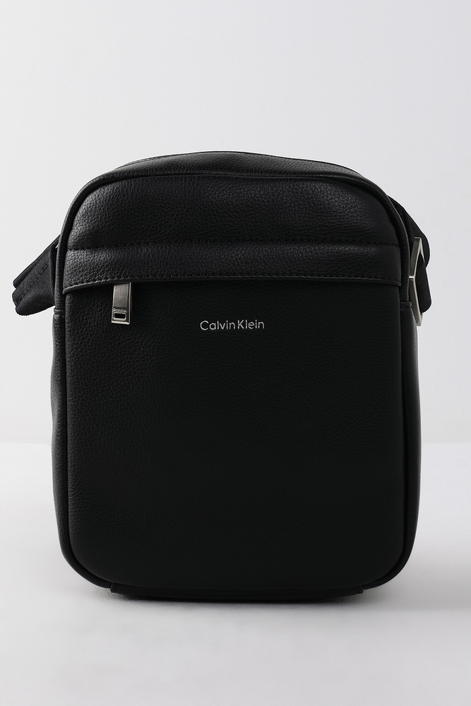 Calvin Klein Сумка на плечо #1