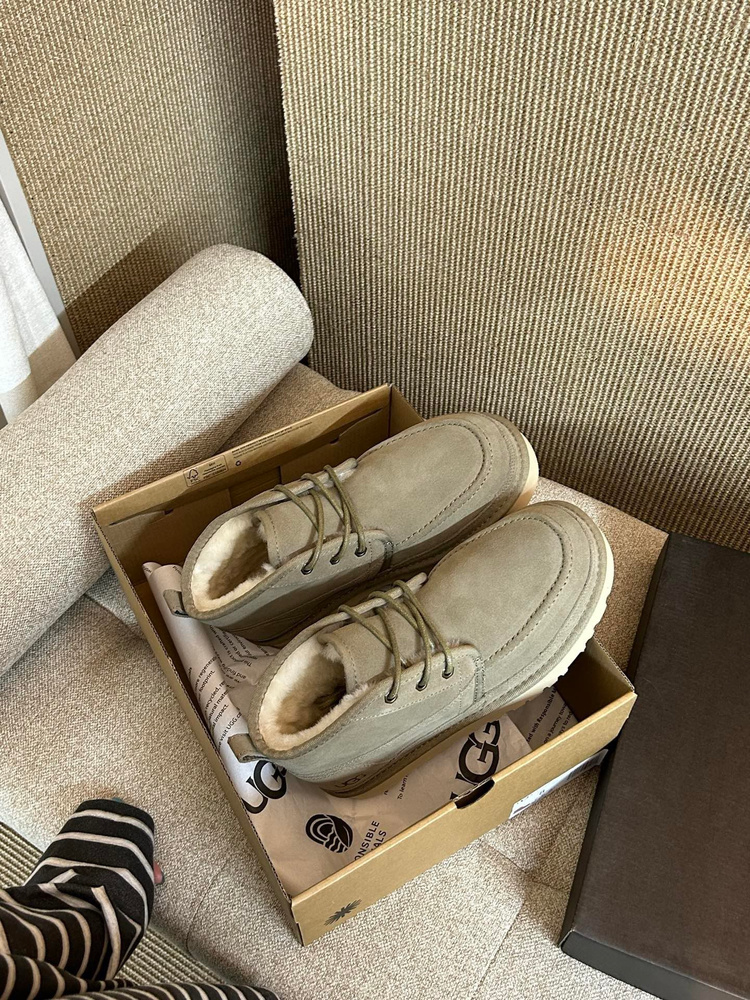 Ботинки UGG #1