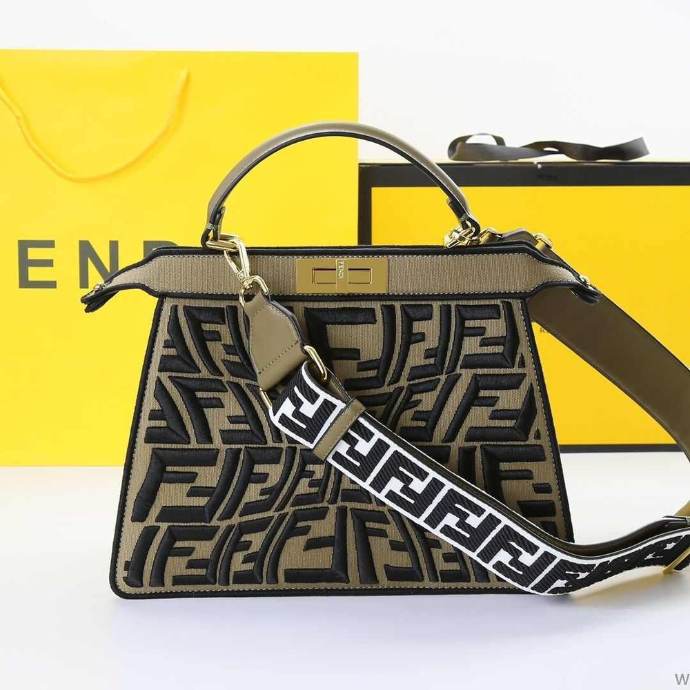 Fendi Сумка ридикюль #1