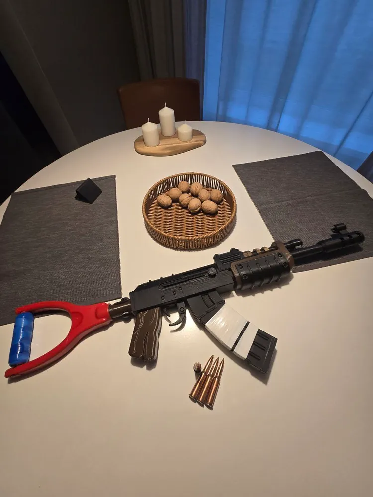 Штурмовая винтовка (Калаш), коричневый, 80см