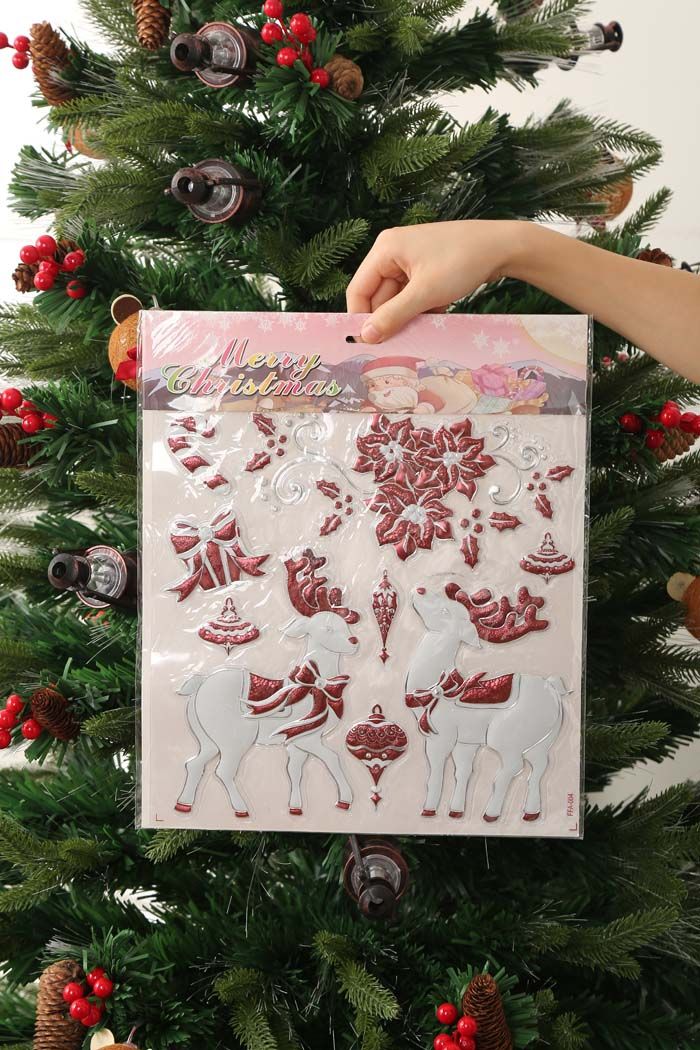 Новогодние наклейки Олень Красный 37x31CM Китай