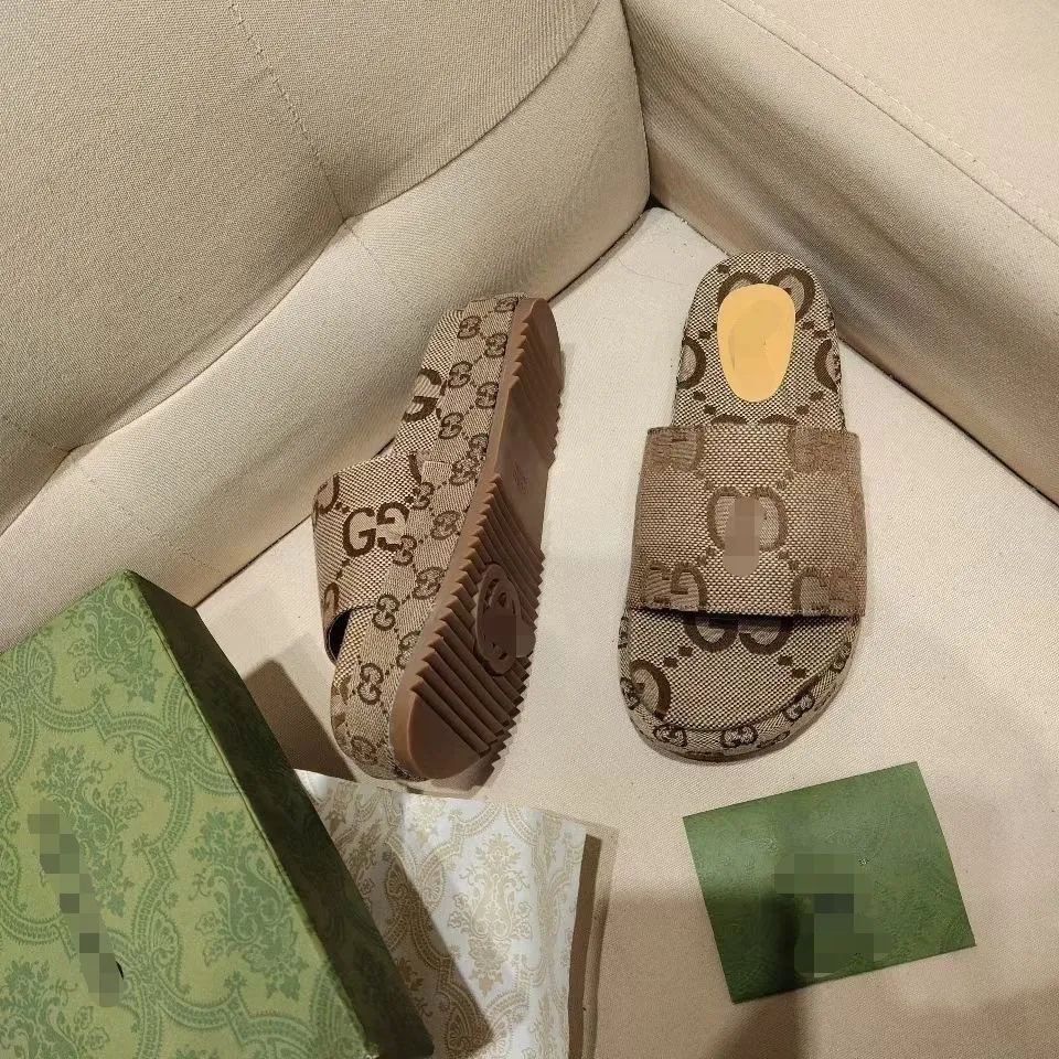 Тапочки Gucci #1