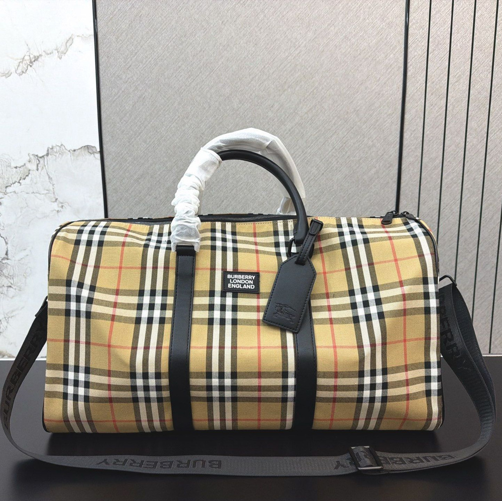 Burberry Сумка #1