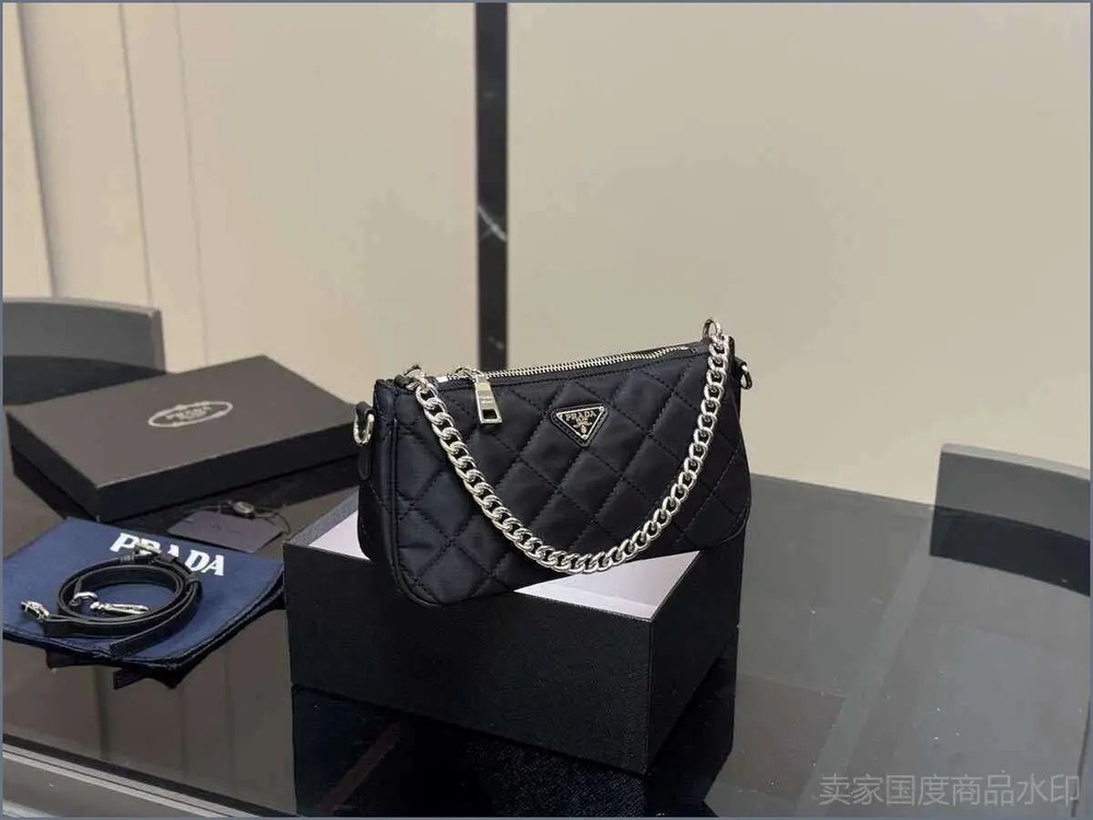 Prada Сумка #1