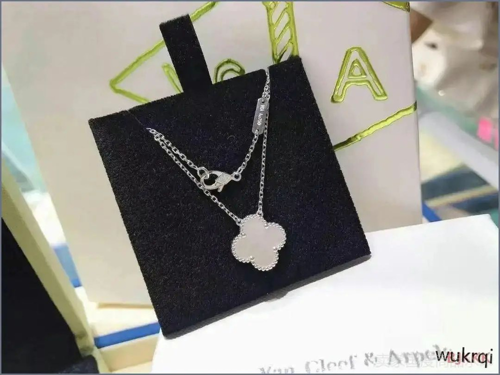 Van Cleef & Arpels Колье #1