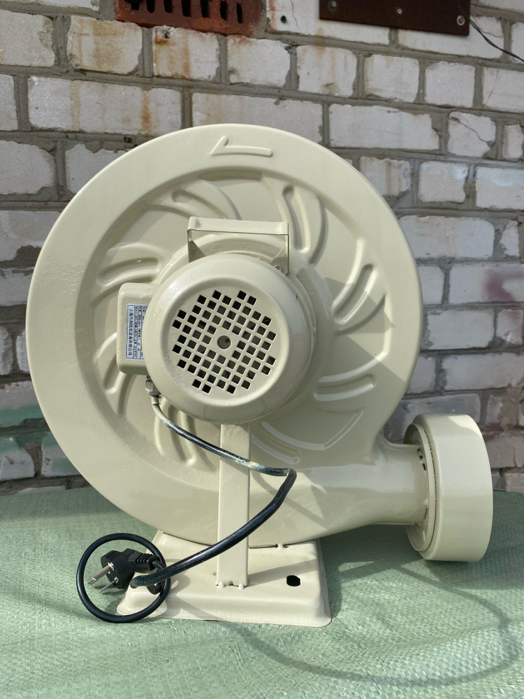 Центробежный радиальный вентилятор-улитка на 550 Вт #1