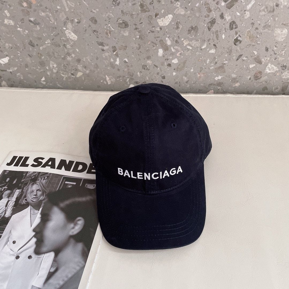 Бейсболка Balenciaga #1