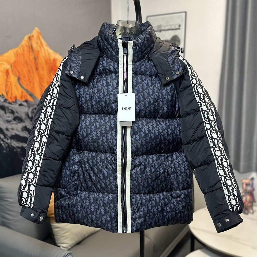 Пуховик Dior #1