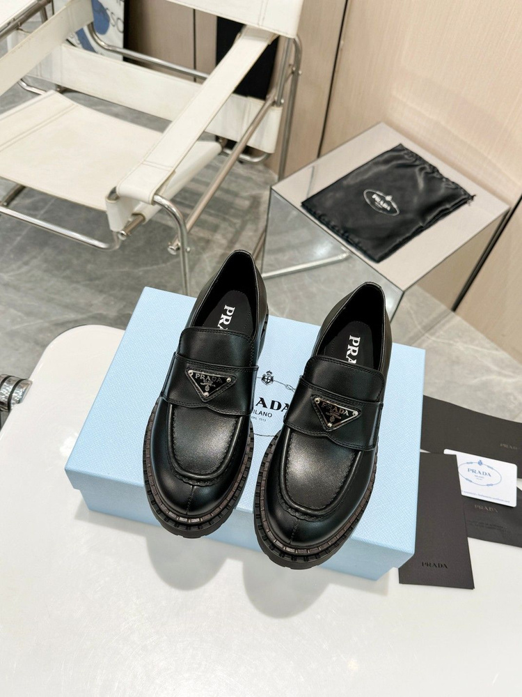 Лоферы Prada #1
